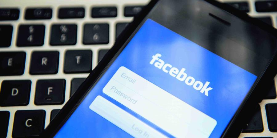 Al ingresar a Facebook, ya la compañía comienza a adquirir información, incluso si estás desconectado, informó la red social. (GDA) (horizontal-x3)