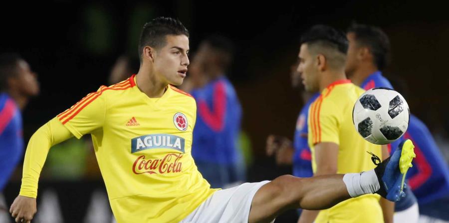 El volante de Colombia James Rodríguez previo a un amistoso en Bogotá, el viernes 25 de mayo de 2018. (AP) (horizontal-x3)