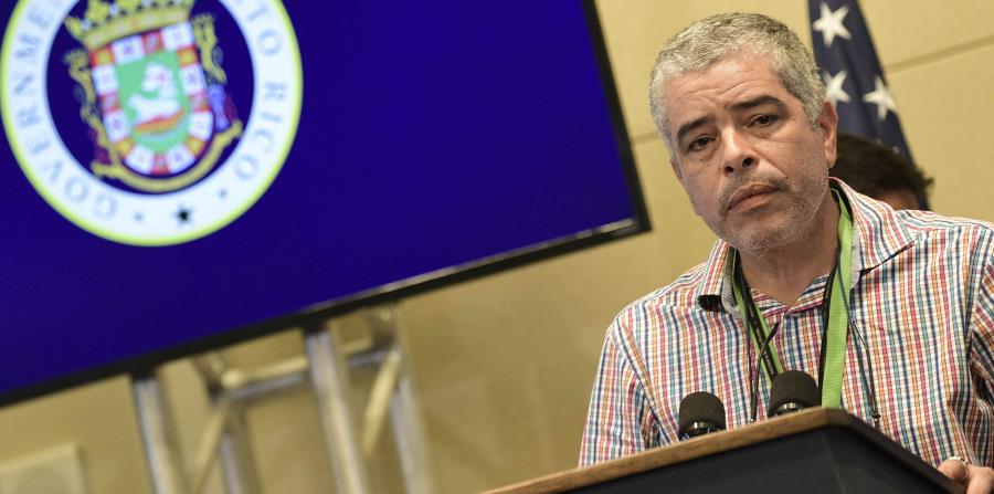 Ricardo Ramos, director ejecutivo de la AEE, dijo que la cancelación del contrato de Whitefish Energy Holdings equivale a una tardanza de 10 a 12 semanas en los trabajos de restauración del sistema eléctrico. (horizontal-x3)