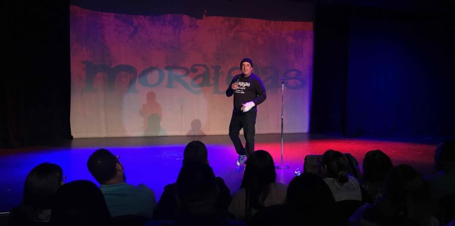 El pasado viernes el comediante sufrió una delicada caída durante su show en Killeen, Texas. (Suministrada) (horizontal-x3)