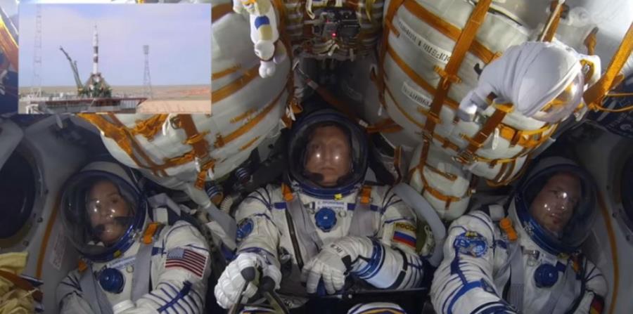 Así vivieron los astronautas de la nave Soyuz su lanzamiento a órbita (horizontal-x3)