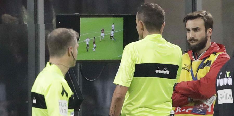 El VAR comenzará en febrero. (AP) (horizontal-x3)