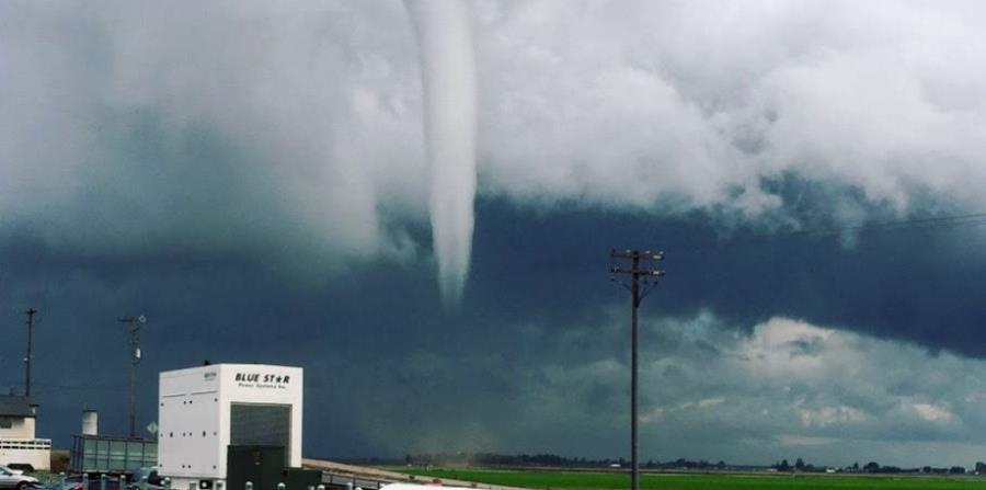 Tornado Sacude El Centro De California El Nuevo Día 1400