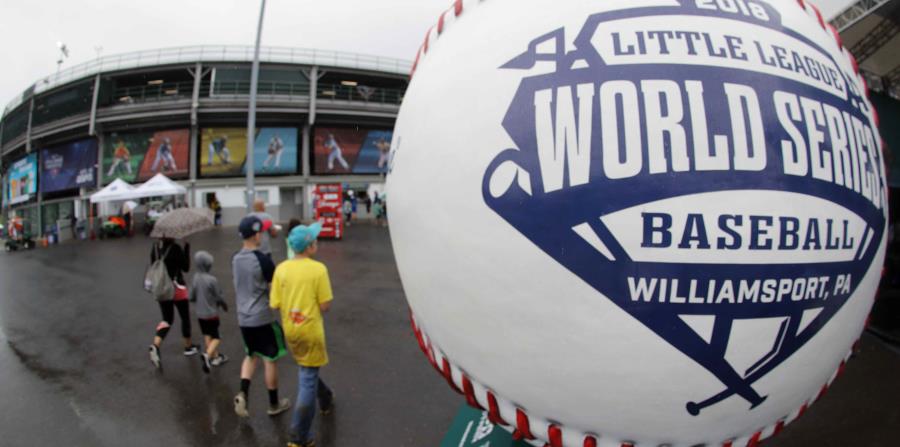 La lluvia hizo acto de presencia hoy en Williamsport. (AP) (horizontal-x3)