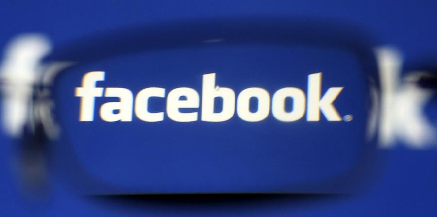 Francia multa a Facebook por violar normas de privacidad (horizontal-x3)