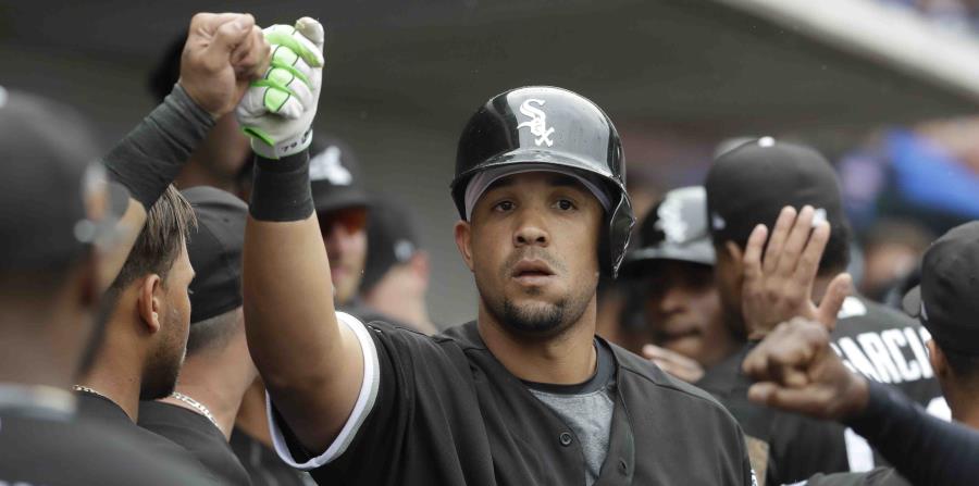 El primera base de los Medias Blancas de Chicago, José Abreu, fue uno de los peloteros cubanos que los acusados sacaron de su país. (horizontal-x3)