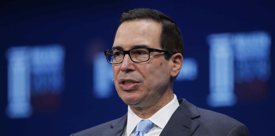 el secretario del Tesoro, Steven Mnuchin, hace declaraciones durante un debate en la Conferencia Global del Instituto Milken en Beverly Hills, California. (horizontal-x3)