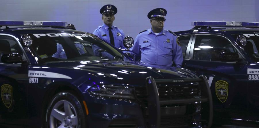 Las patrullas basadas en el modelo Charger de Dodge ostentan un sistema de informática integrado que le permitirá a los agentes acceder las bases de datos de la Uniformada. (horizontal-x3)