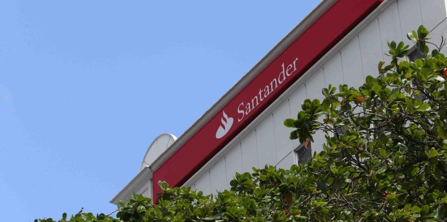 Banco Santander opera en la isla desde hace más de 40 años. (horizontal-x3)