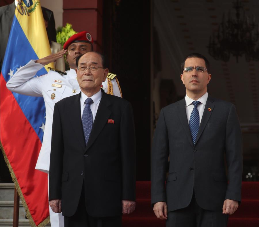 Venezuela y Corea del Norte firman acuerdos de cooperación (semisquare-x3)