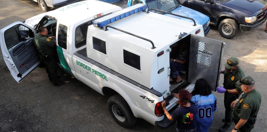 Agentes de la Patrulla Fronteriza en la isla continúan realizando las detenciones comunes. (horizontal-x3)
