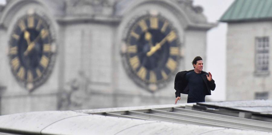 Parte de Londres se paraliza para escena con Tom Cruise (horizontal-x3)