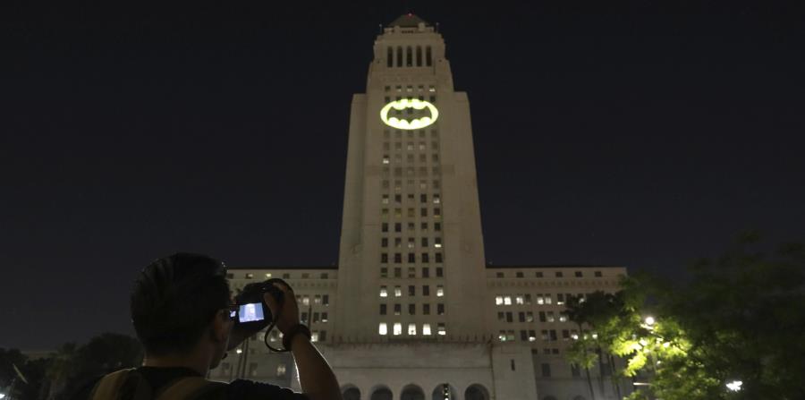 West murió el pasado viernes en Los Ángeles a los 88 años de leucemia. (horizontal-x3)