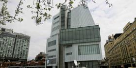 Directorio del museo Whitney dimite tras boicot de artistas por negocio militar