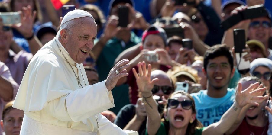 Réplica del Papa al exnuncio: "frente al escándalo 