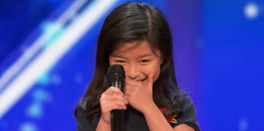 Niña sorprende a los jueces de un concurso con voz similar a Celine Dion (horizontal-x3)