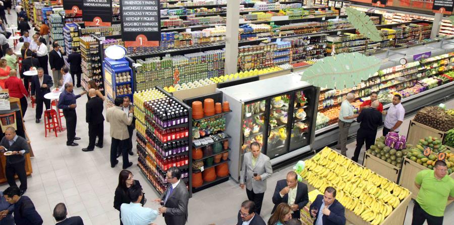 En la foto el interior de una de las tiendas de Selectos (horizontal-x3)