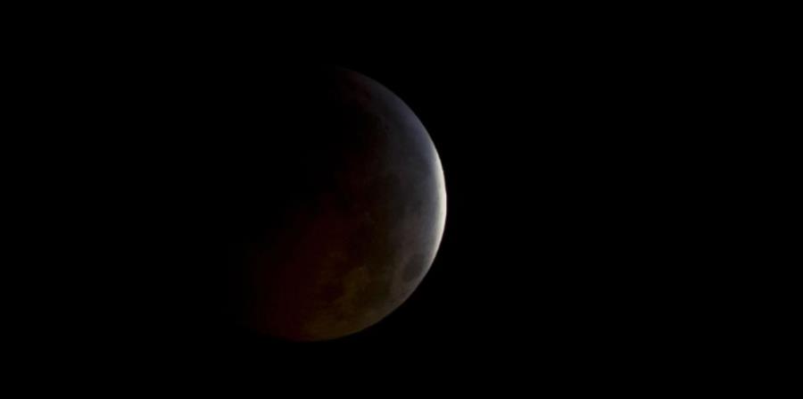 La Tierra recibirá al eclipse lunar más largo del siglo (horizontal-x3)