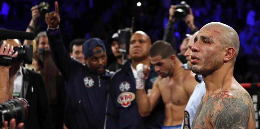 Miguel Cotto tras perder ante Sadam Ali. (AP) (horizontal-x3)