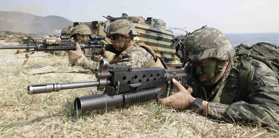 Militares estadounidenses mientas realizaban maniobras militares en Corea del Sur. (AP) (horizontal-x3)