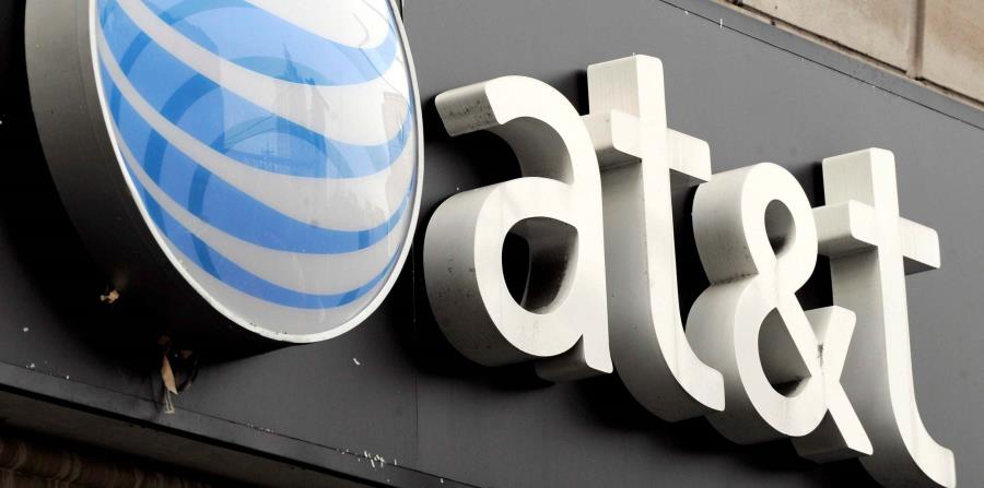 Logo de la empresa AT&T en una de sus tiendas en Nueva York. (EFE) (horizontal-x3)