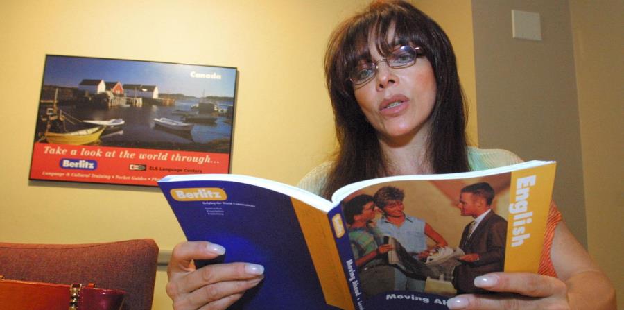 La actriz mexicana Verónica Castro (horizontal-x3)
