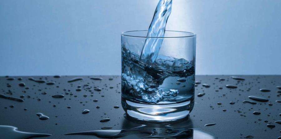 Unos 1,500 sistemas de agua tendrían químicos tóxicos. (horizontal-x3)