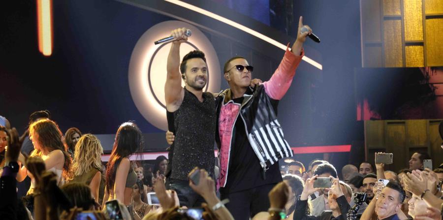 Orgulloso Luis Fonsi de nuevo récord de