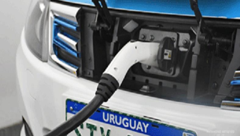 Uruguay tendrá la primera ruta para autos eléctricos de América ...