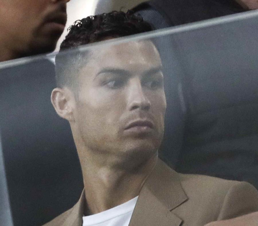 Cristiano Ronaldo cumplió un juego de suspensión durante el partido de la Liga de Campeones entre Juventus y Young Boys. (AP) (semisquare-x3)
