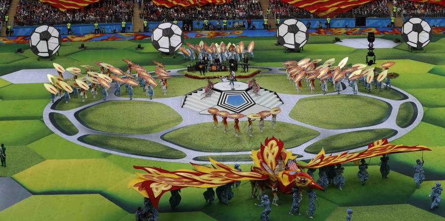 Parte del espectáculo durante la apertura de la Copa Mundial en Moscú, Rusia. (AP) (horizontal-x3)