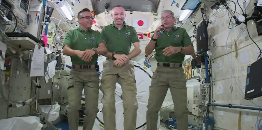 Los astronautas Joe Acaba, Randy Bresnik y Mark Vande Hei se encuentran actualmente en la Estación Espacial Internacional. (AP) (horizontal-x3)