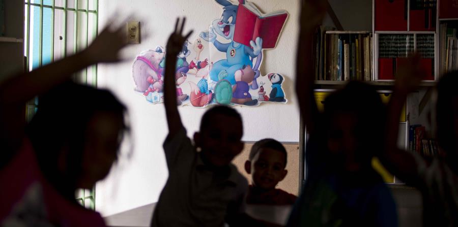 El pasado abril 2018, el Ejecutivo firmó la Ley 85 de Reforma Educativa. (horizontal-x3)
