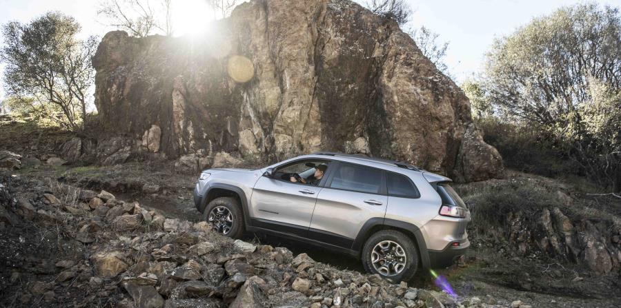 Jeep Cherokee del 2019 (horizontal-x3)