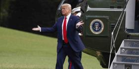 Trump asegura tener "derecho absoluto" de pedir ayuda a otros países para combatir la corrupción