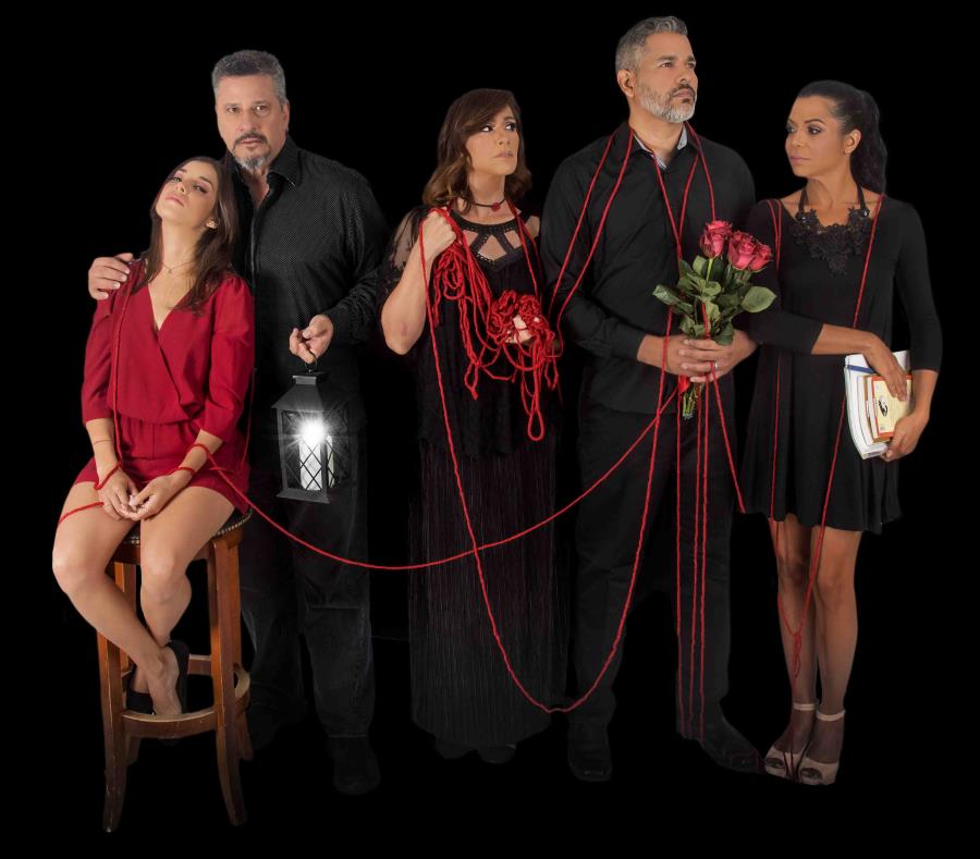 Millie Ruperto, Carlos Esteban Fonseca, Cecilia Argüelles,Efraín Santaella y Mariangelie Vélez, en la obra teatral