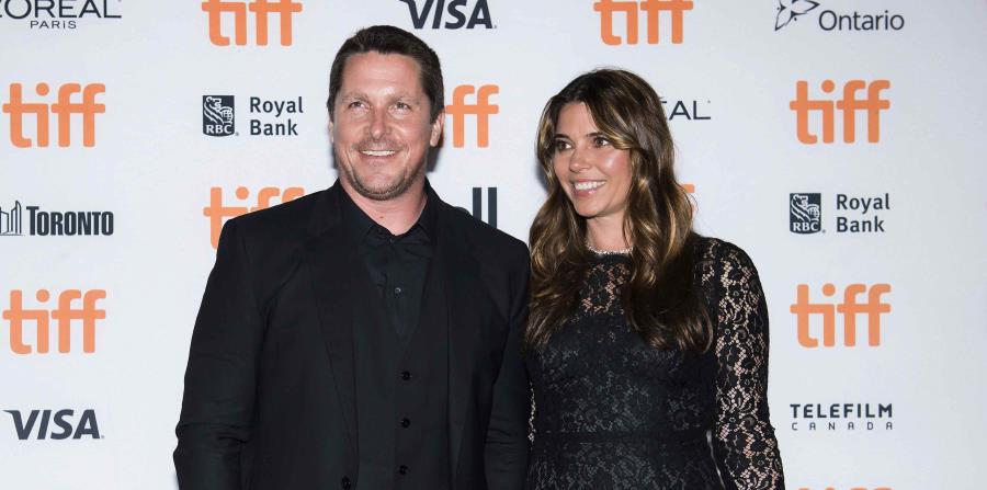 Aquí, junto a su esposa Sibi Blazic en el Festival de Cine de Toronto. (The Canadian Press) (horizontal-x3)