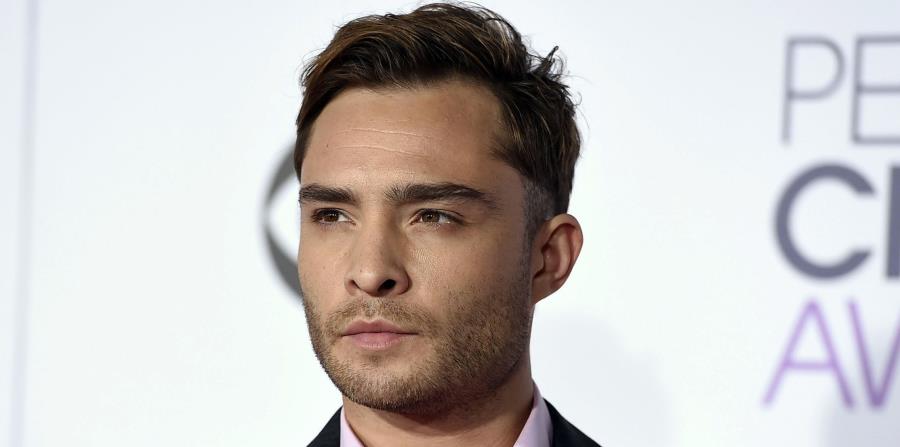 Ed Westwick llega a los People's Choice Awards 2016 en Los Ángeles. (horizontal-x3)