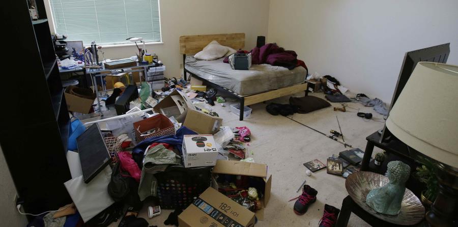 La foto muestra el mal estado de una de las habitaciones de los niños en la residencia de Ina Rogers. (AP / Rich Pedroncelli) (horizontal-x3)