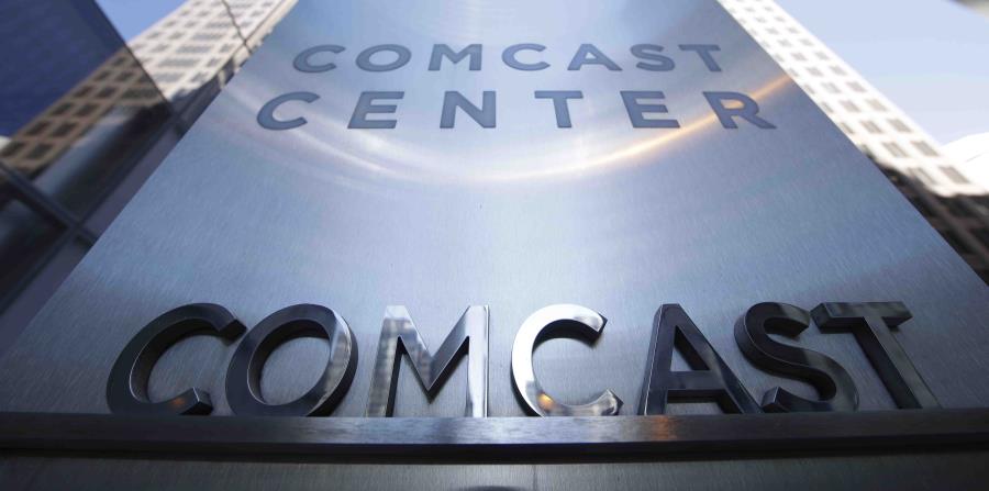 Comcast ahora podrá enfocarse en la caza del operador europeo de televisión por paga, Sky, una adquisición que le daría a la compañía de Filadelfia una mayor presencia fuera de Estados Unidos. (AP) (horizontal-x3)