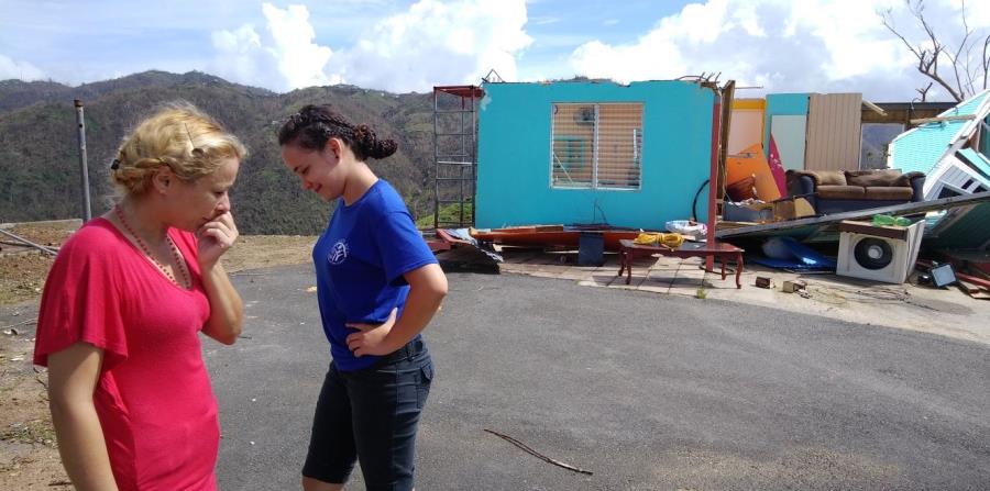 Vecinos de Morovis se lamentan de la destrucción causada por María (horizontal-x3)