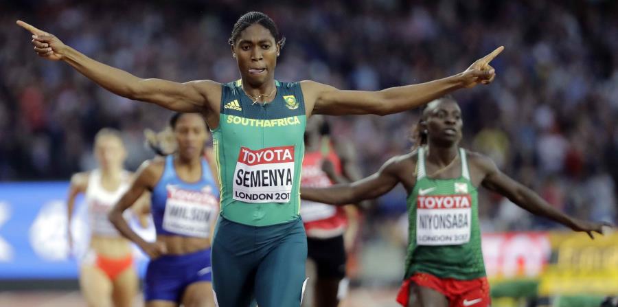 Semenya es la campeona mundial de los 800. (AP) (horizontal-x3)