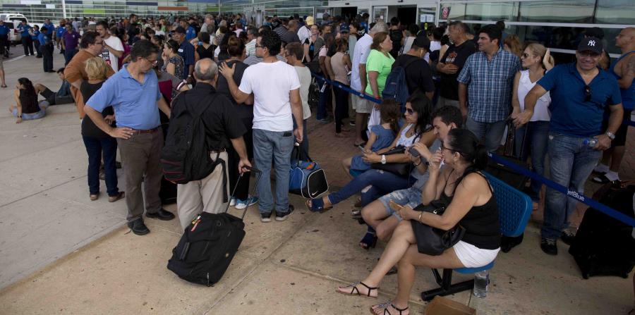 El dilema moral de los puertorriqueños: ¿irse o quedarse? (horizontal-x3)