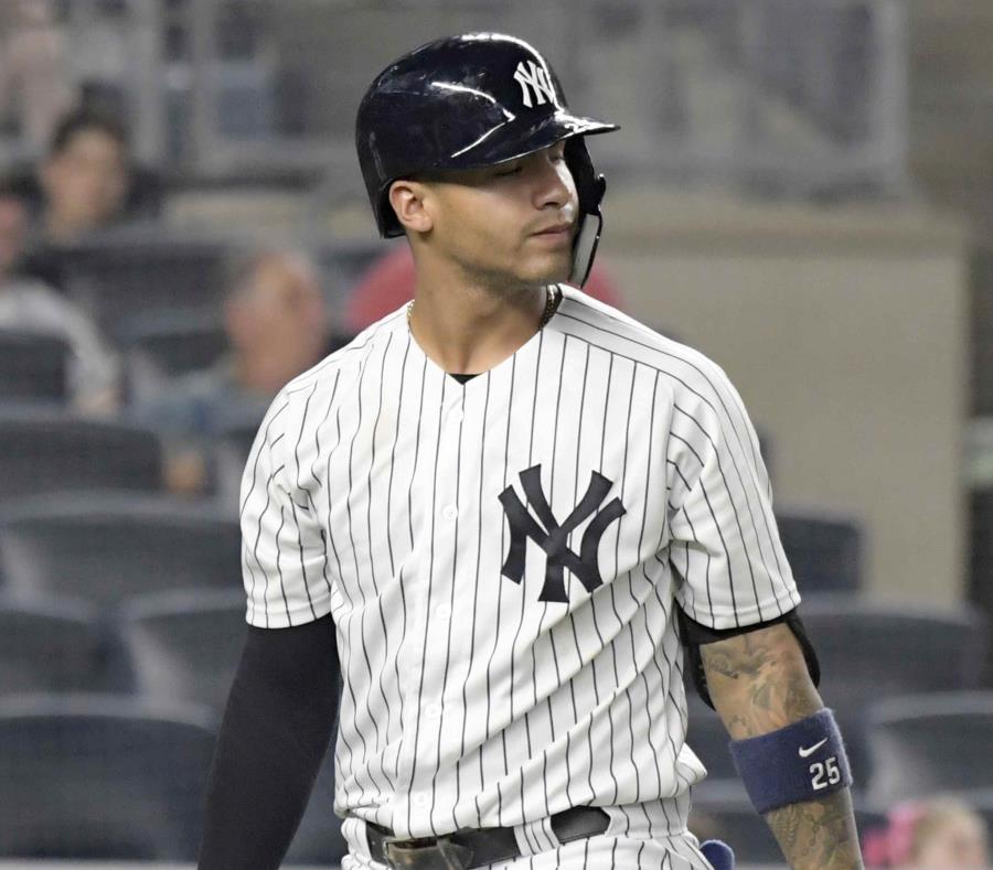 El novato Gleyber Torres reacciona después de poncharse en la novena entrada. (AP) (semisquare-x3)