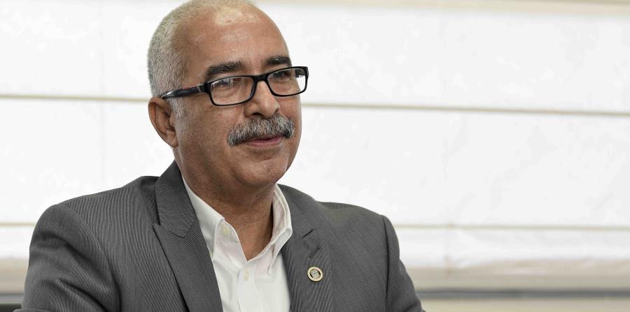 En la foto está Raúl Maldonado Gautier, secretario del Departamento de Hacienda. (horizontal-x3)