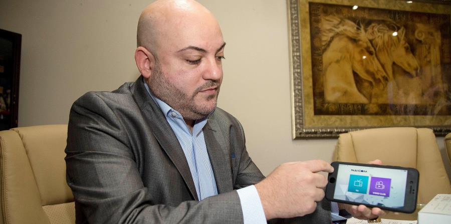 Darwin Quiñones, principal ejecutivo de Naicom, indicó que, de cara al lanzamiento del equipo de televisión por paga, ha duplicado su plantilla de trabajo a 17 empleados. (horizontal-x3)
