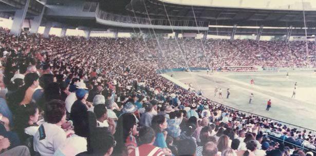 El estadio Juan Ramón Loubriel de Bayamón se llenó a capacidad en el séptimo juego. (Suministrada) (horizontal-x3)