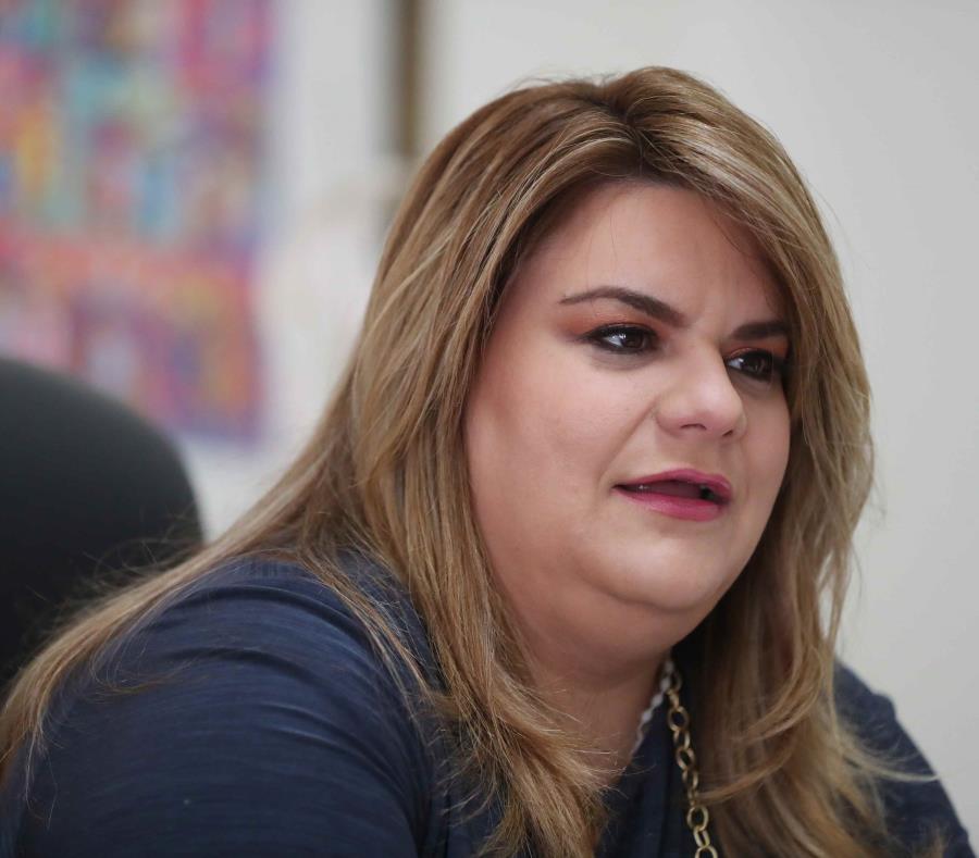 La comisionada residente, Jenniffer González (semisquare-x3)