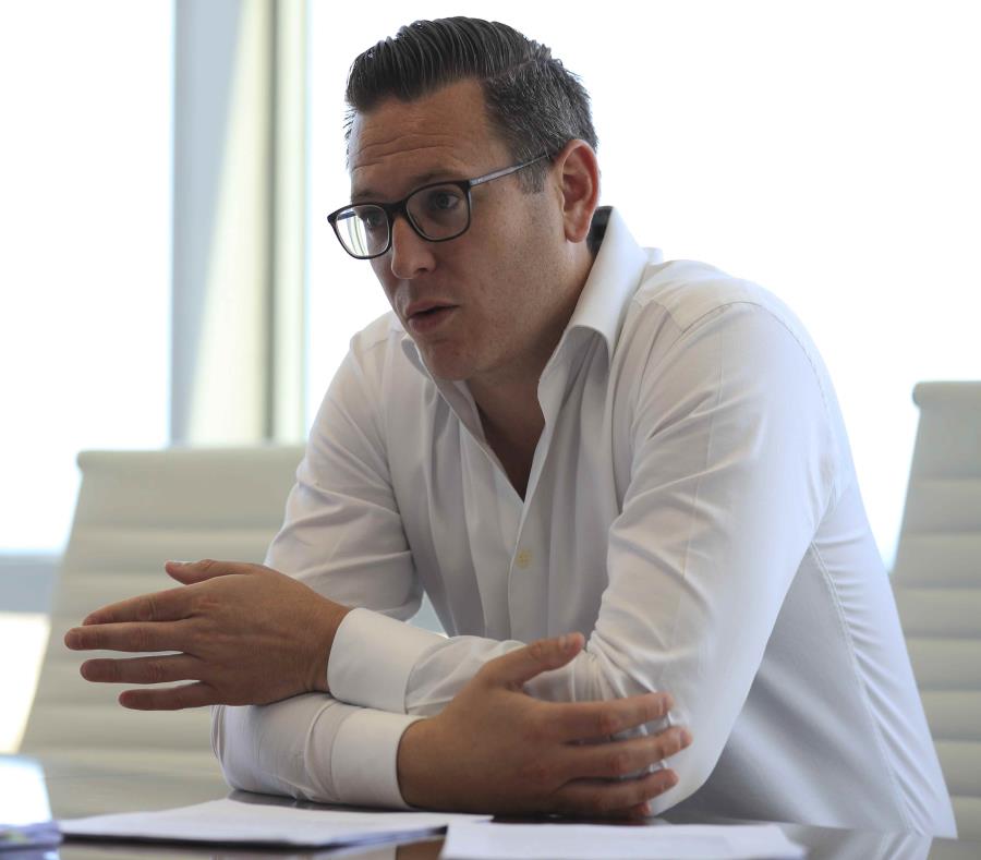 La empresa BCMG, que maneja Thomas McOsker, BCMG desarrolló Map Plus, un sistema de información de geoposicionamiento que ha documentado cada estructura que existe en Puerto Rico y que podría utilizarse para poder hacer los recaudos correctos (semisquare-x3)