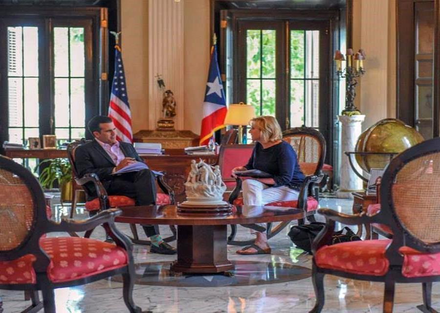 La subsecretaria de Vivienda federal se reunió con el gobernador para discutir los planes de reconstrucción de la isla. (Suministrada) (semisquare-x3)